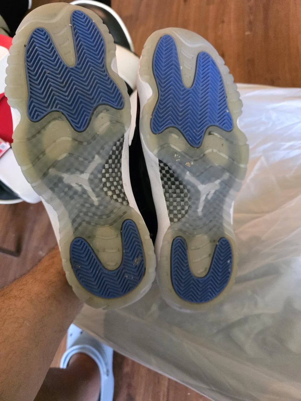 Jordan 11 'Space Jam', size 11